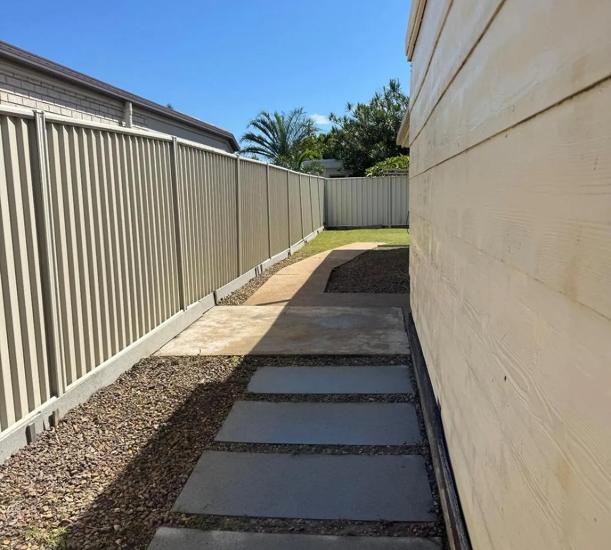 Orana #2 Buddina Duplex